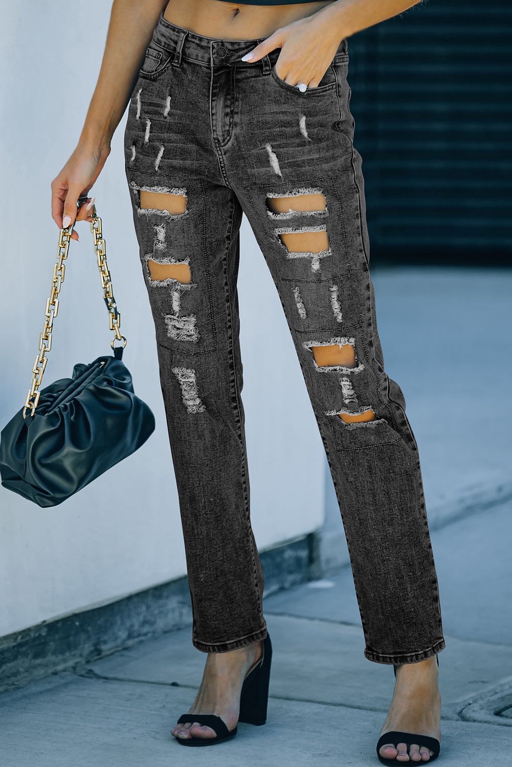 Graue Distressed-Jeans mit geknöpften Taschen