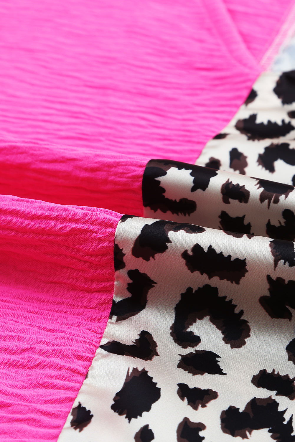 Kaki kontrastna leopard bluza u boji