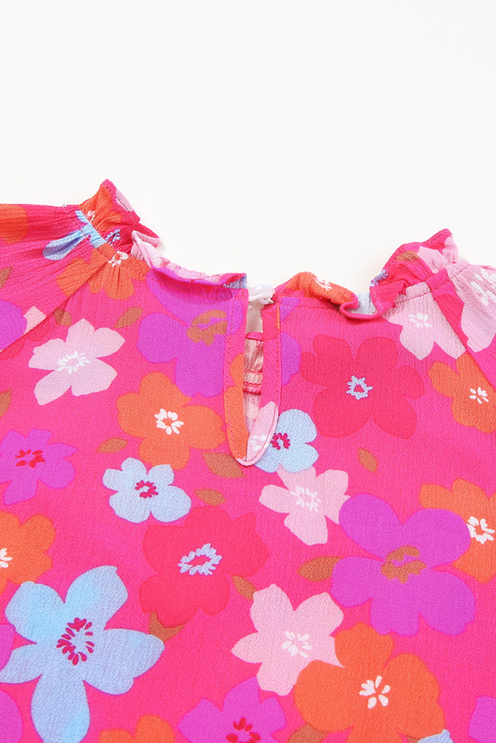 Večbarvna obleka Babydoll s cvetličnimi rokavi in ​​mehurčki