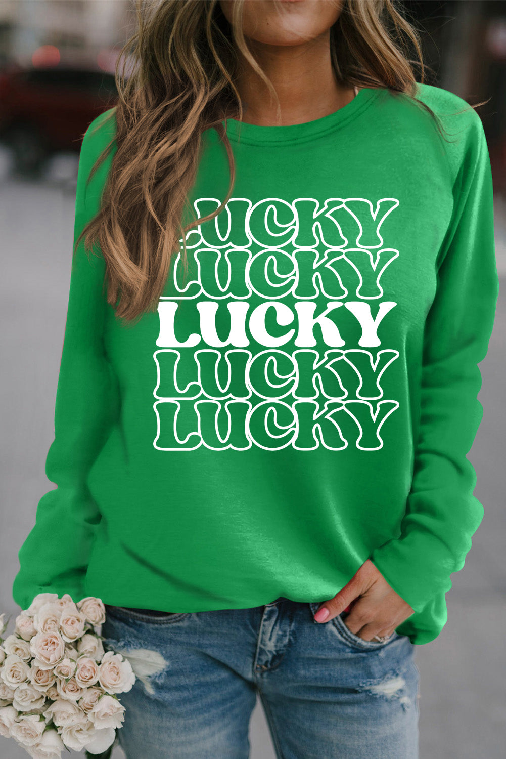 Grünes Langarm-Sweatshirt mit Rundhalsausschnitt und Lucky Letter-Print