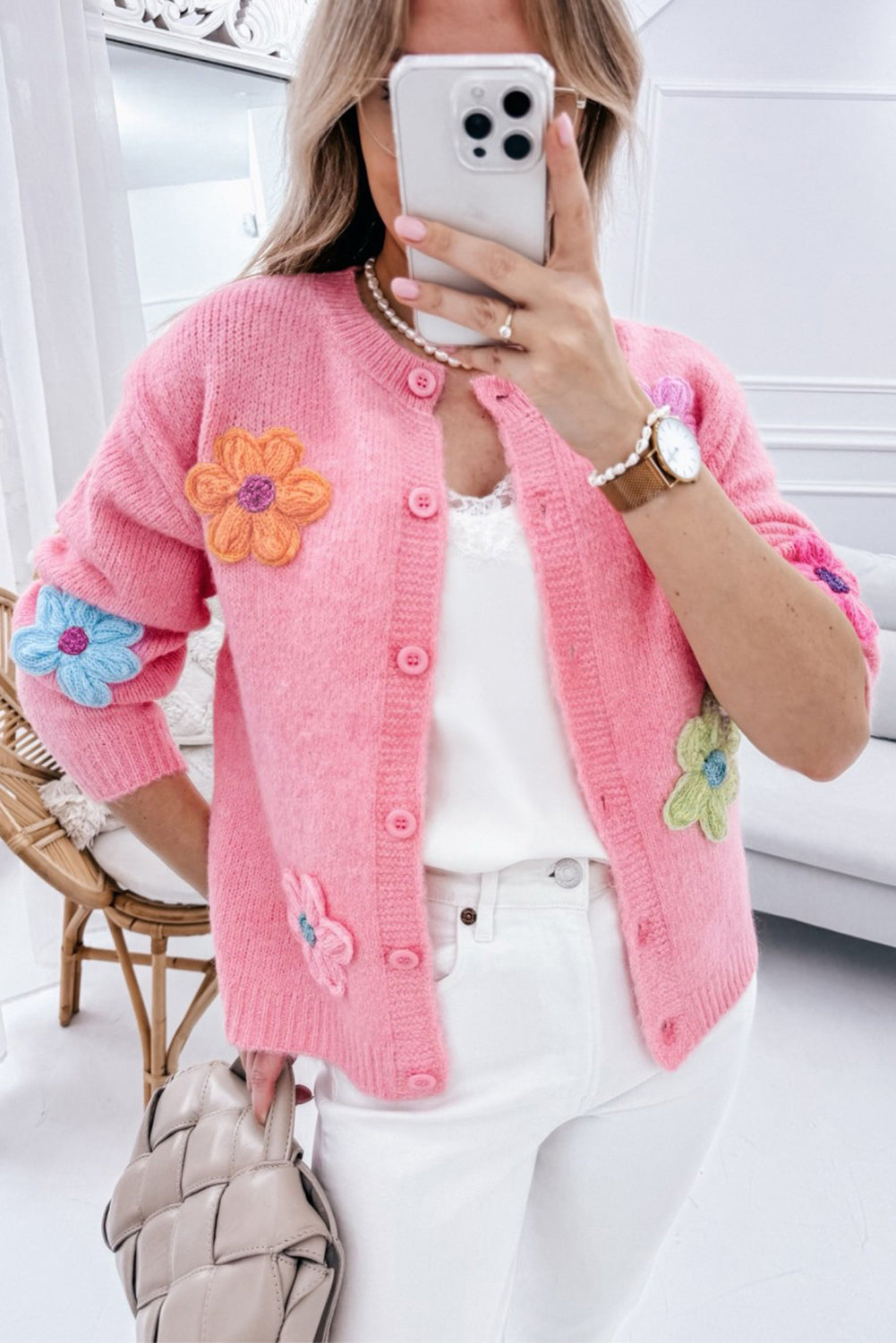 Cardigan abbottonato con motivo floreale lavorato a maglia rosa carino