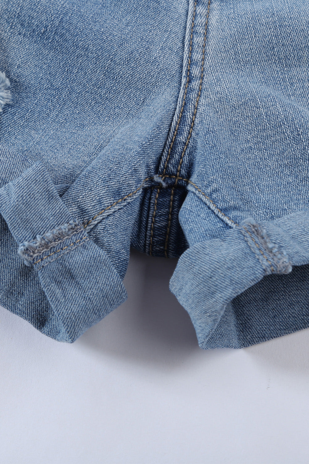 Vintage kratke hlače iz obledelega in obledenega jeansa