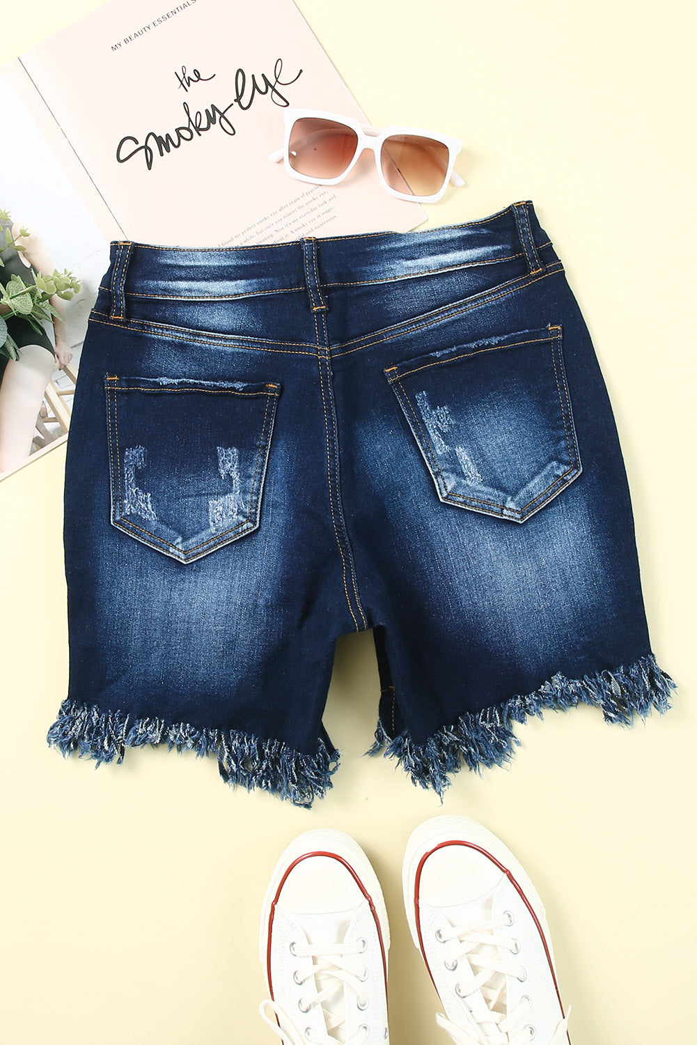 Blaue Skinny-Fit-Jeansshorts im Distressed-Look mit hoher Taille