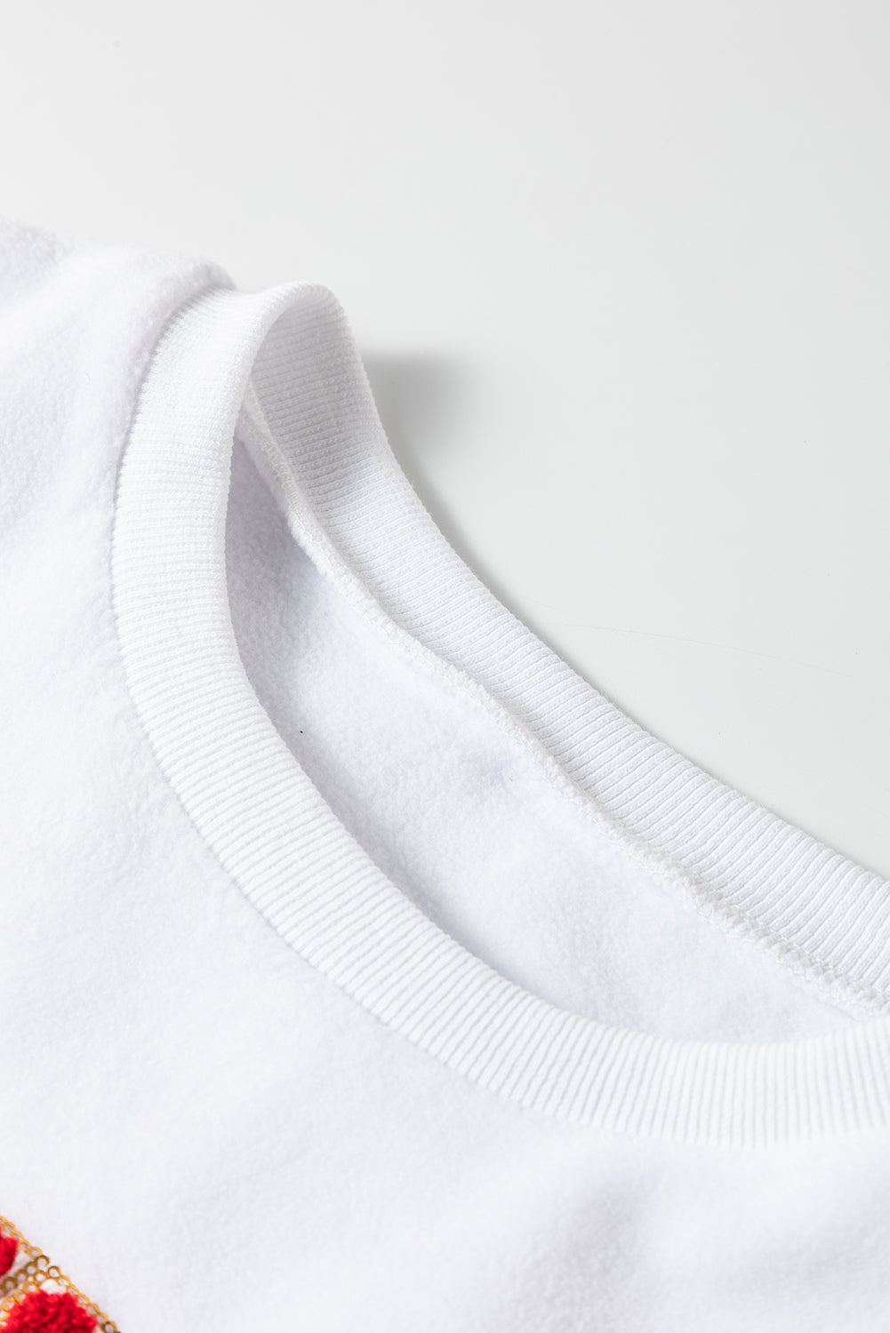 White HOWDY SANTA Chenille Letters Baggy Sweatshirt