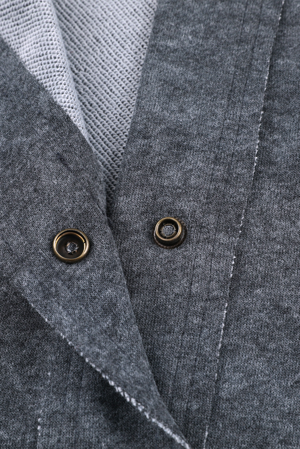 Veste boutonnée grise vintage délavée avec poche à rabat