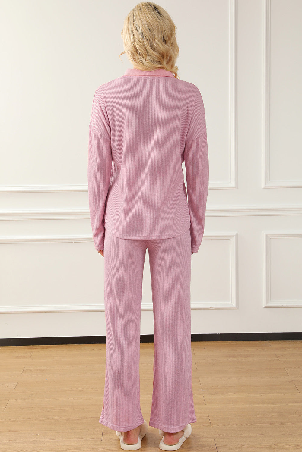 Completo da lounge con top e pantaloni Henley con colletto in maglia a coste rosa