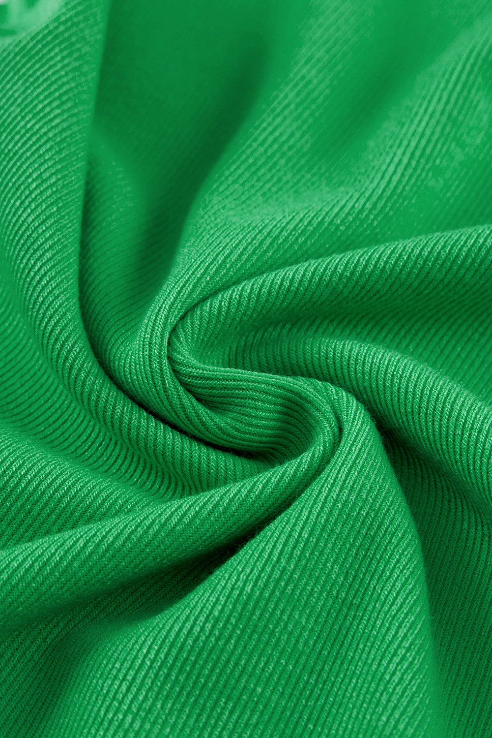Haut tricoté vert côtelé à manches volantées et col en U
