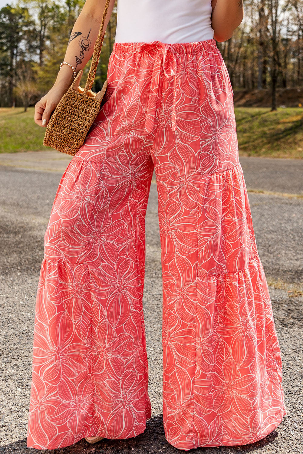 Rožnate boemske široke hlače s cvetličnim vzorcem