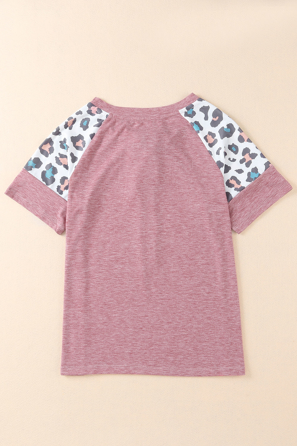 Ružičasta majica s leopard rukavima na vezanje