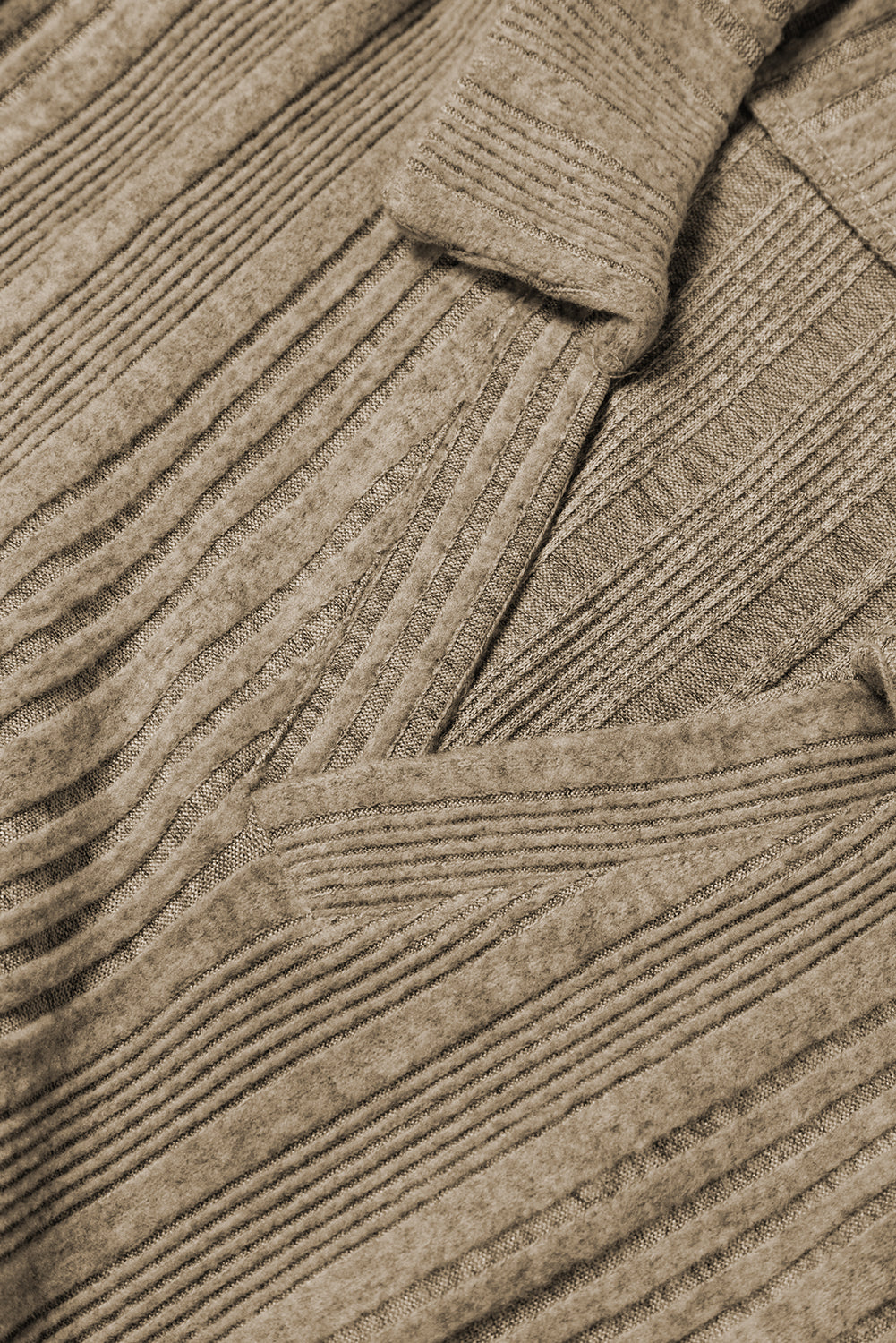 Tunica con orlo diviso e colletto in maglia a coste color albicocca