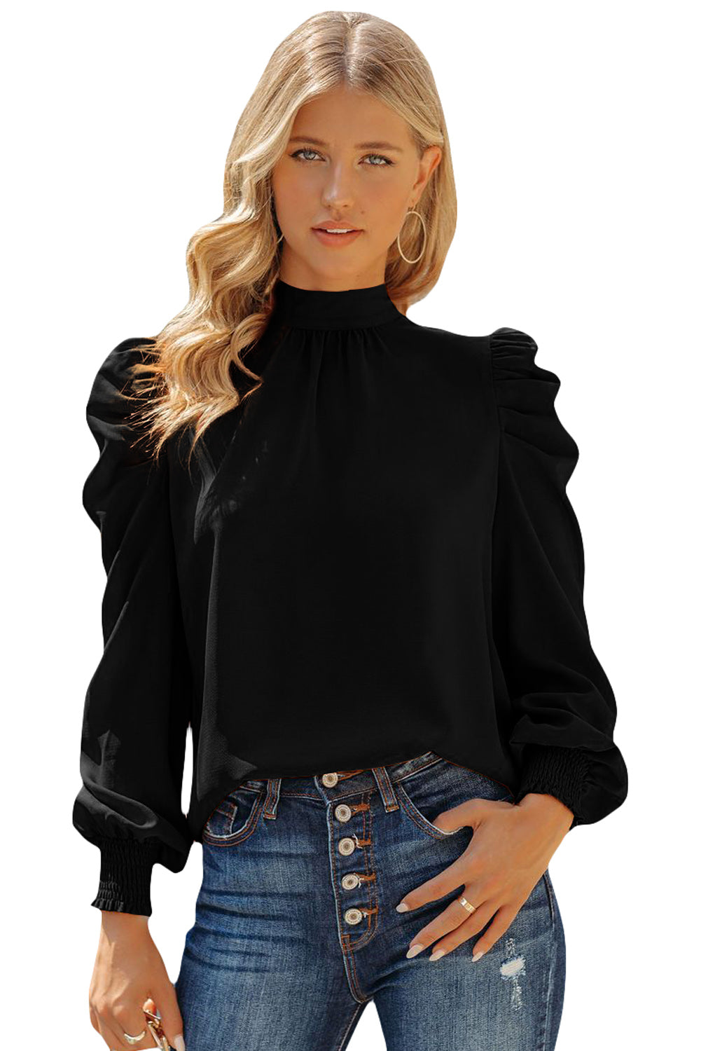 Top in chiffon nero con maniche lunghe a palloncino e collo a lupetto