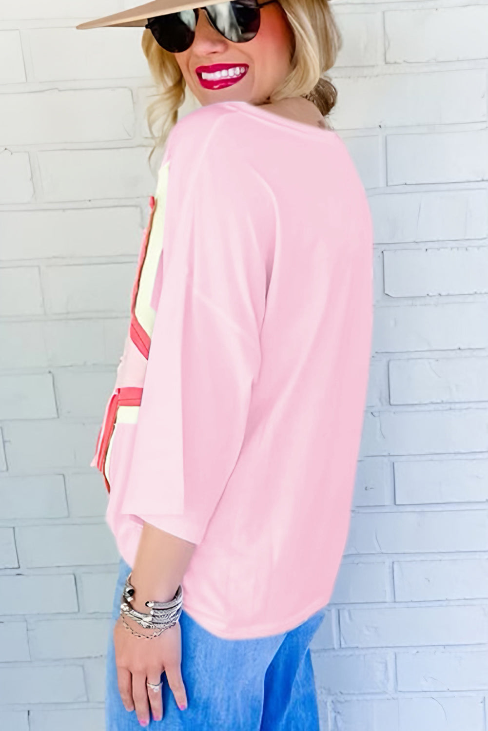 T-shirt oversize a mezza manica con stella color block rosa chiaro