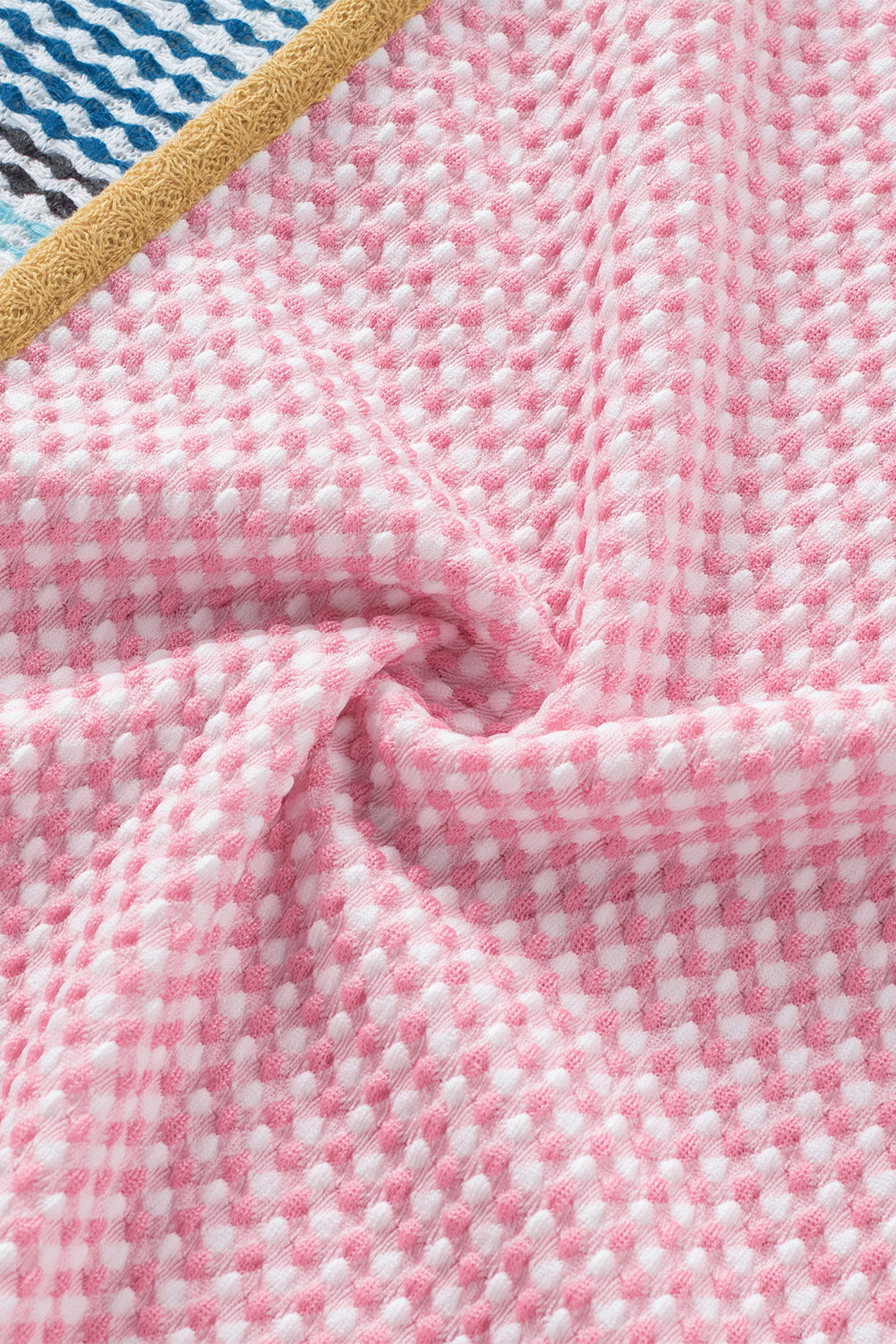 Večbarvna pletena obleka A-kroja s črtastimi barvnimi bloki