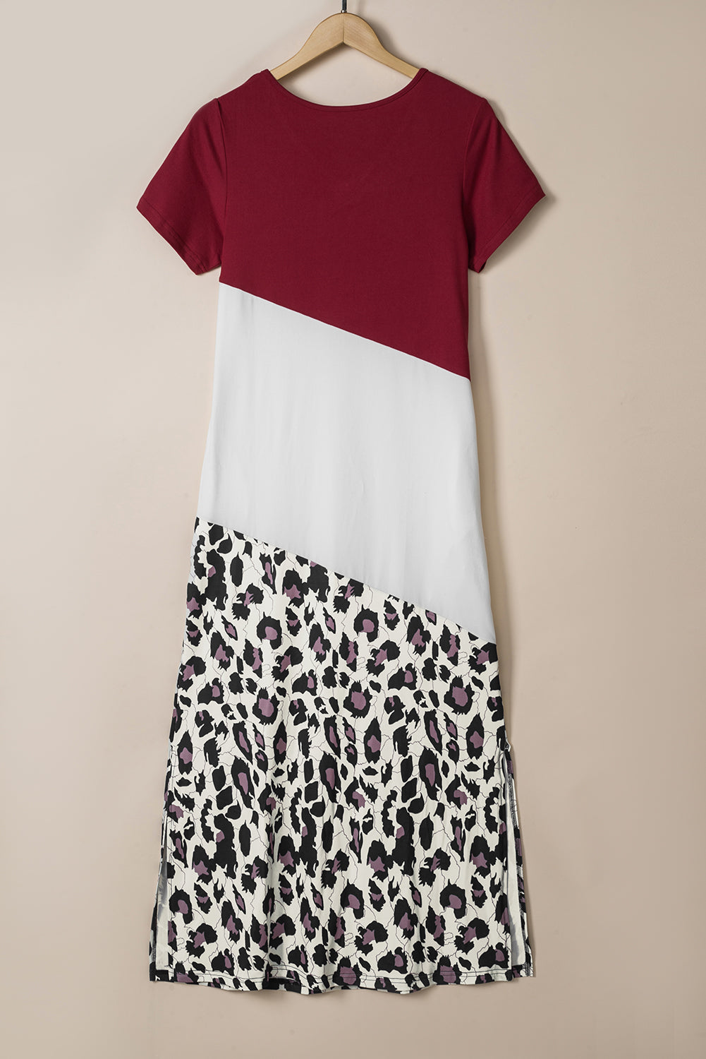 Robe longue t-shirt léopard à blocs de couleurs et fente latérale noire