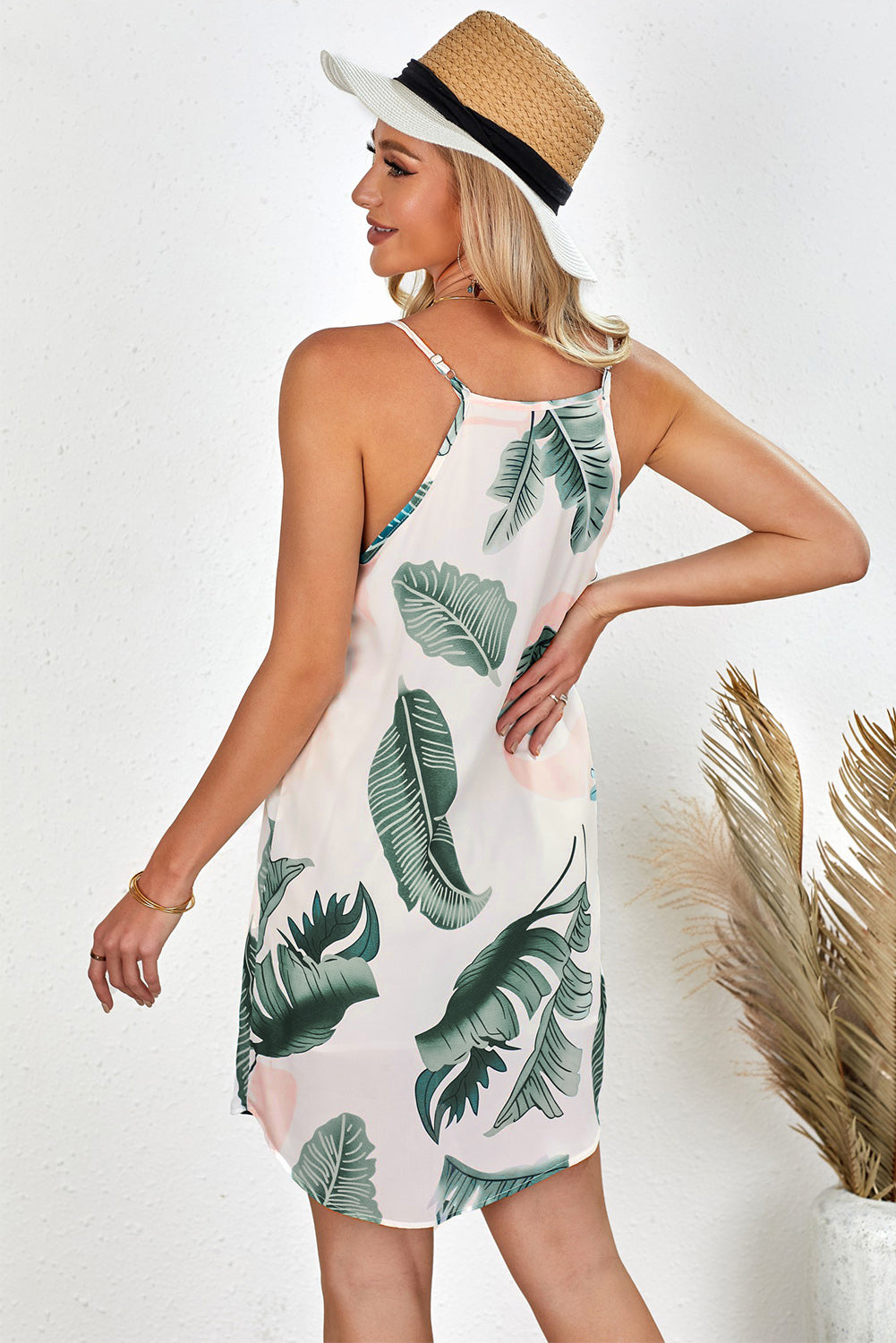 Haljina bez rukava boje slonovače s printom lišća palme