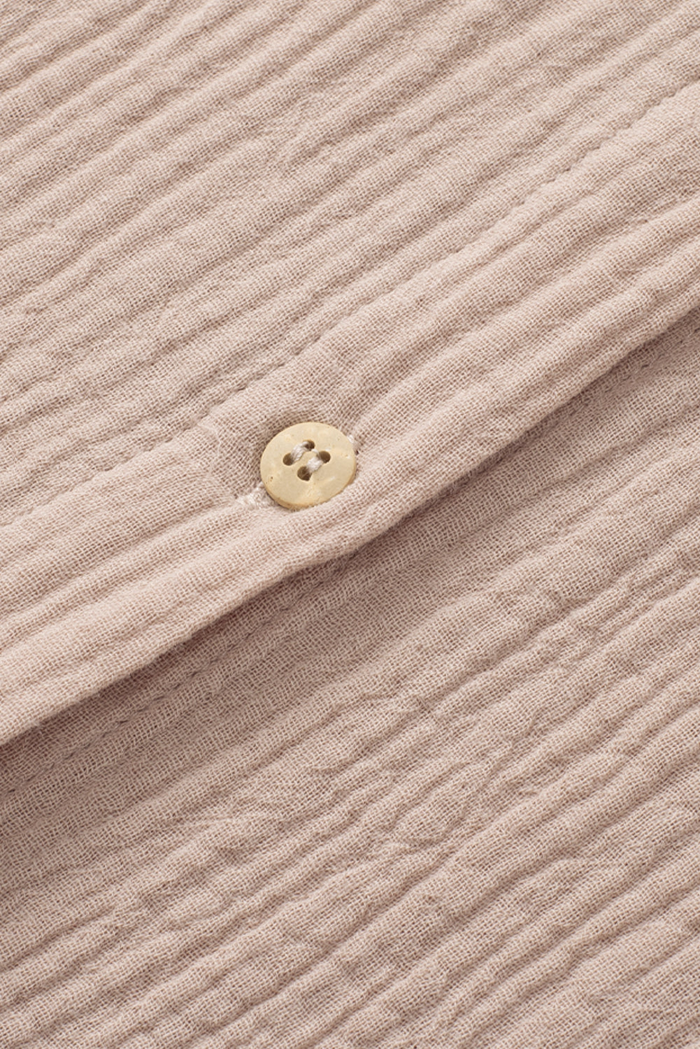 Camicia abbottonata con colletto rovesciato increspato color kaki con tasca