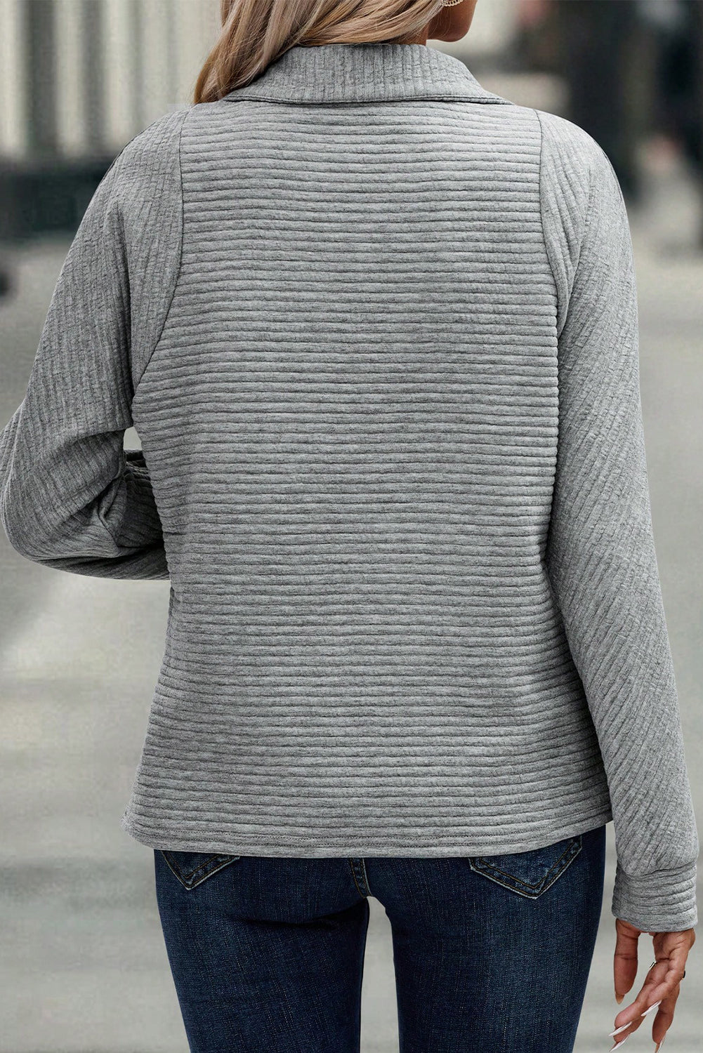 Mittelgraues, geripptes Sweatshirt mit Viertelreißverschluss
