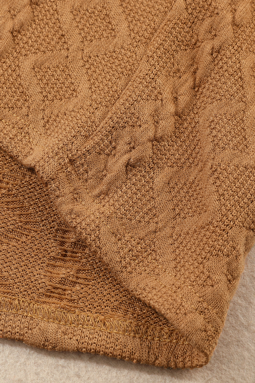 Camel Cable pletena džepna navlaka s preklopom