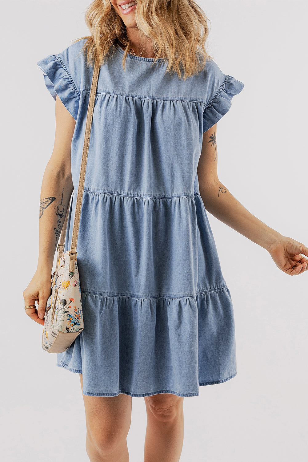 Beau Blue Rüschen-Kurzarm-Jeanskleid in gestufter A-Linie