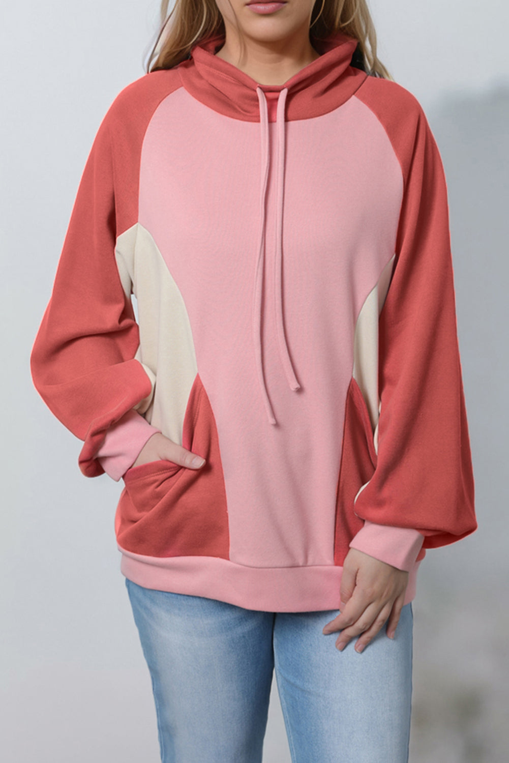 Roza pulover z vrvico in žepom Colorblock pulover