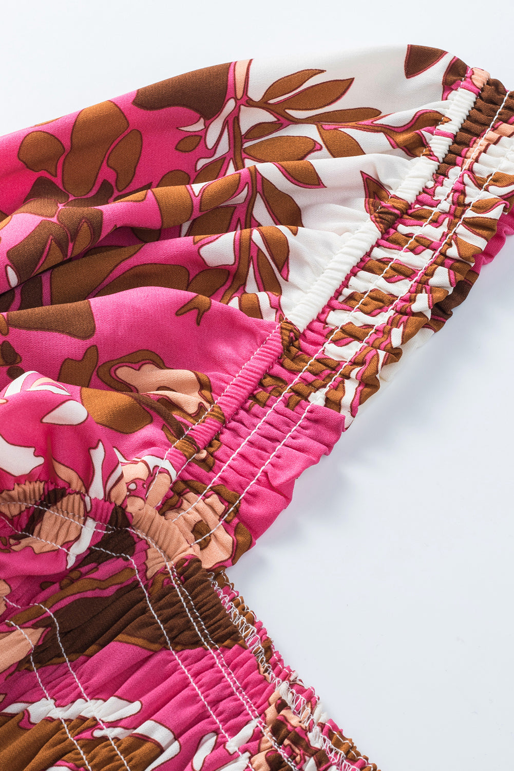Robe smockée à col carré et manches bouffantes à imprimé floral rose