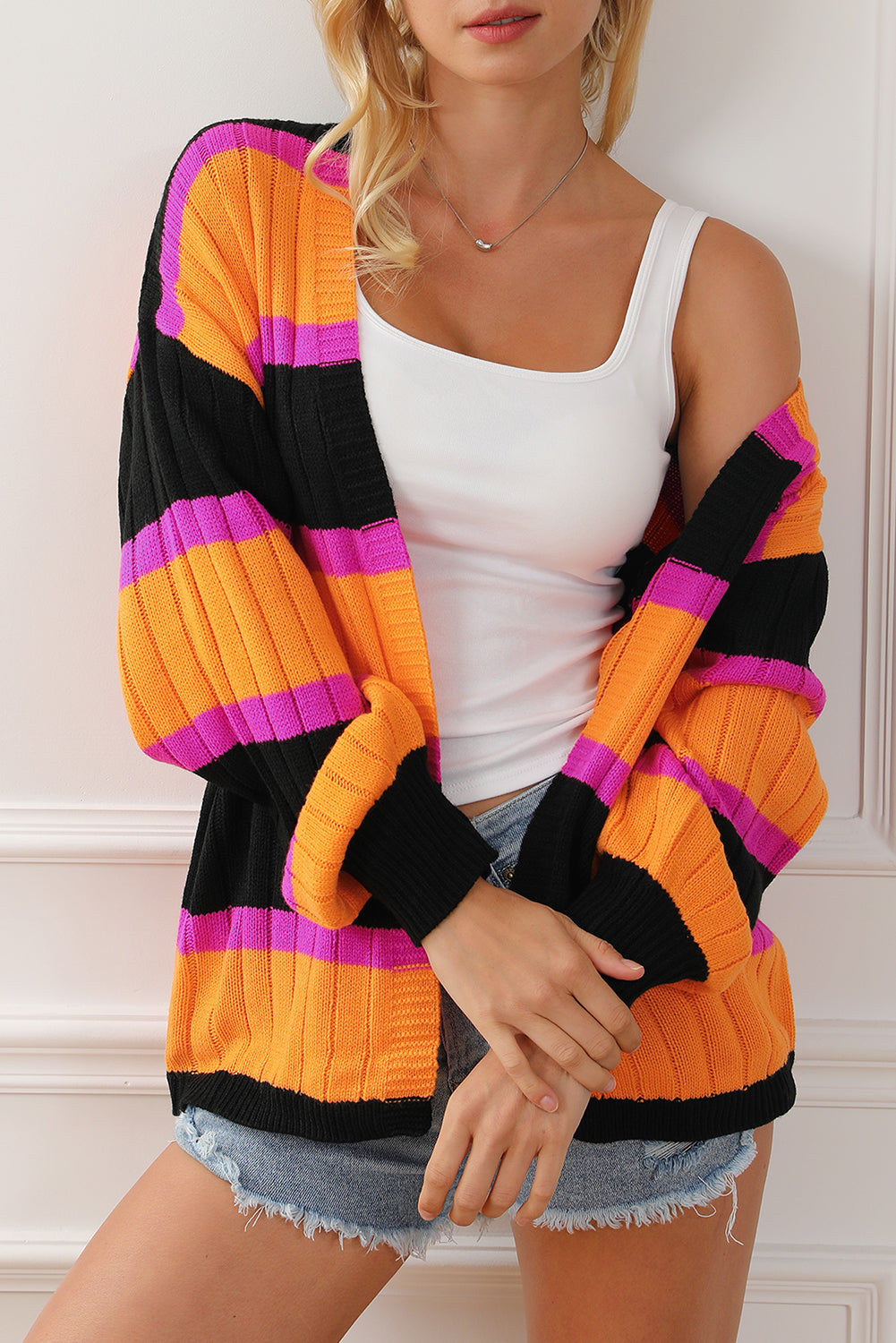 Cardigan slouchy con spalle scoperte color block a righe nere