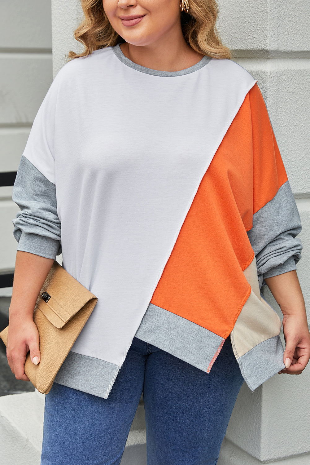 Mehrfarbiges Plus-Size-Sweatshirt mit Farbblocknähten und überschnittener Schulter