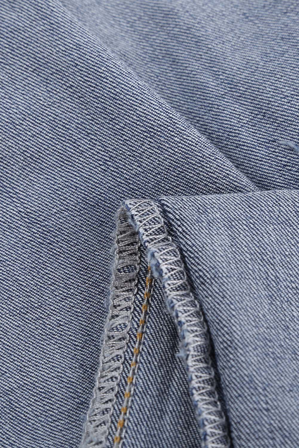 Himmelblaue Patchwork-Jeans mit hohem Bund und Blumen-Leopardenmuster