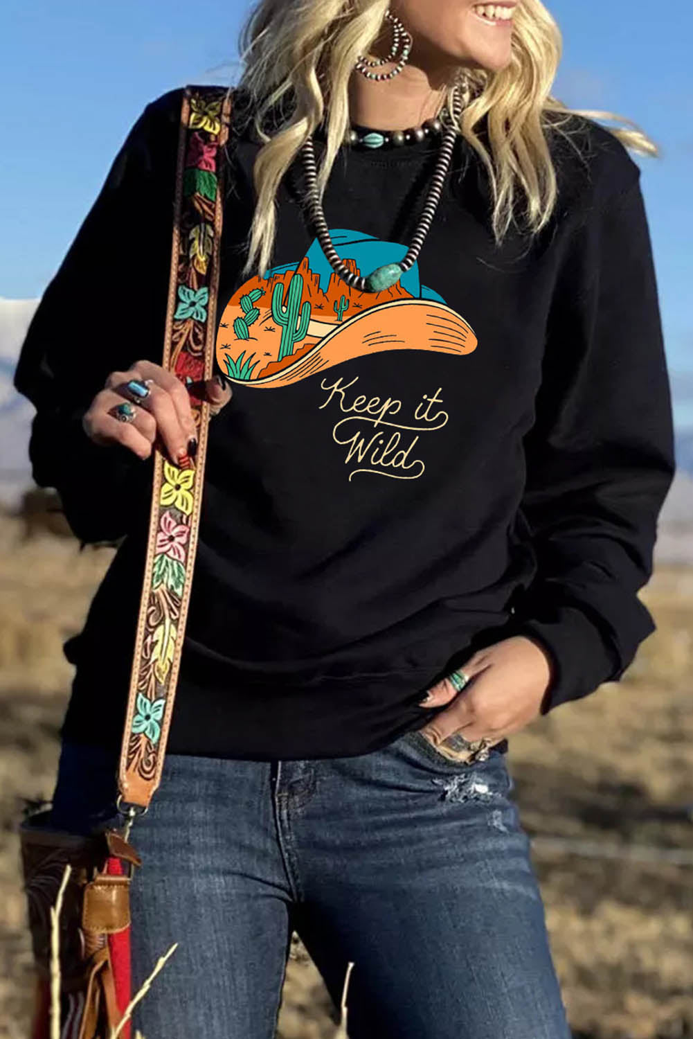 Letter Desert Hat Print Long Sleeve Black Sweatshirt