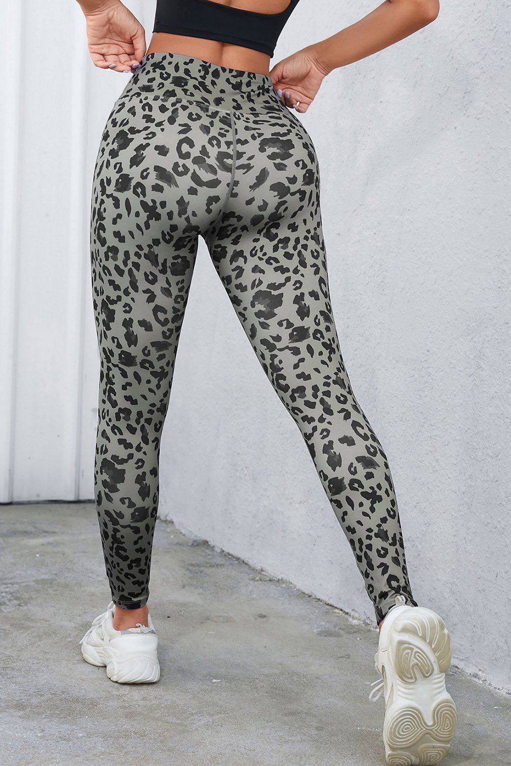 Legging actif classique gris à imprimé léopard