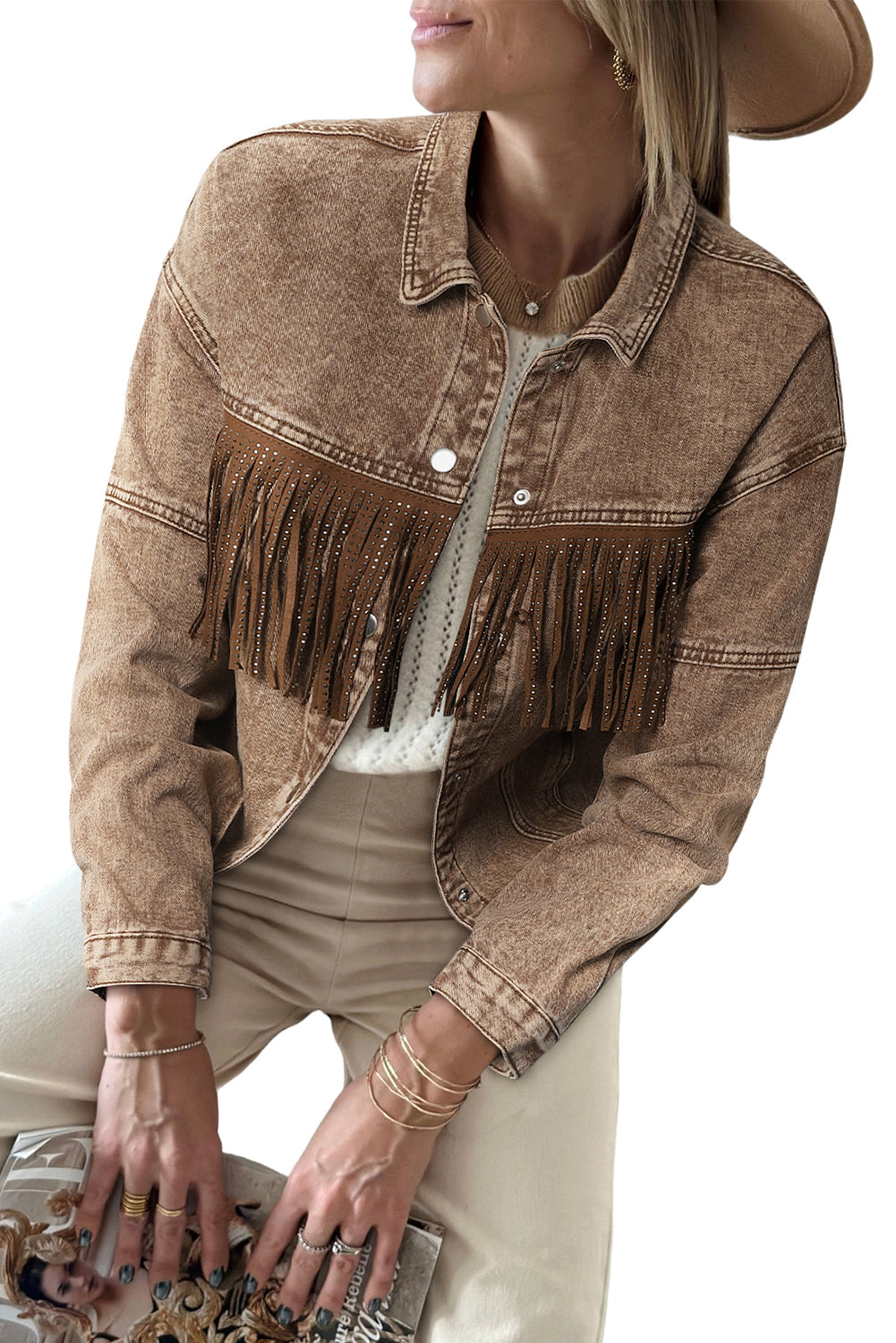 Giacca di jeans alla moda da cowgirl con frange di strass marroni