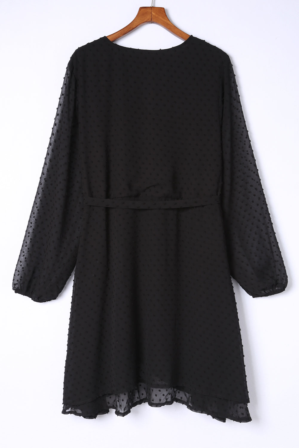 Črna švicarska obleka z dolgimi rokavi s pikami in v-izrezom velike velikosti