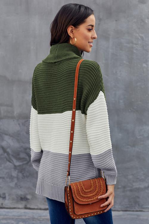 Maglione pullover a blocchi di colore con collo alto verde