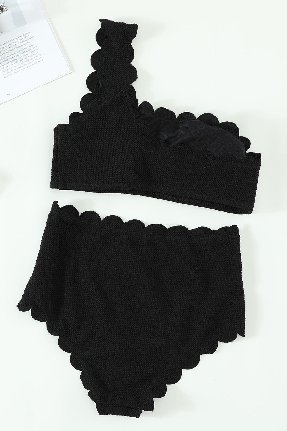Crni, jednobojni bikini na jedno rame