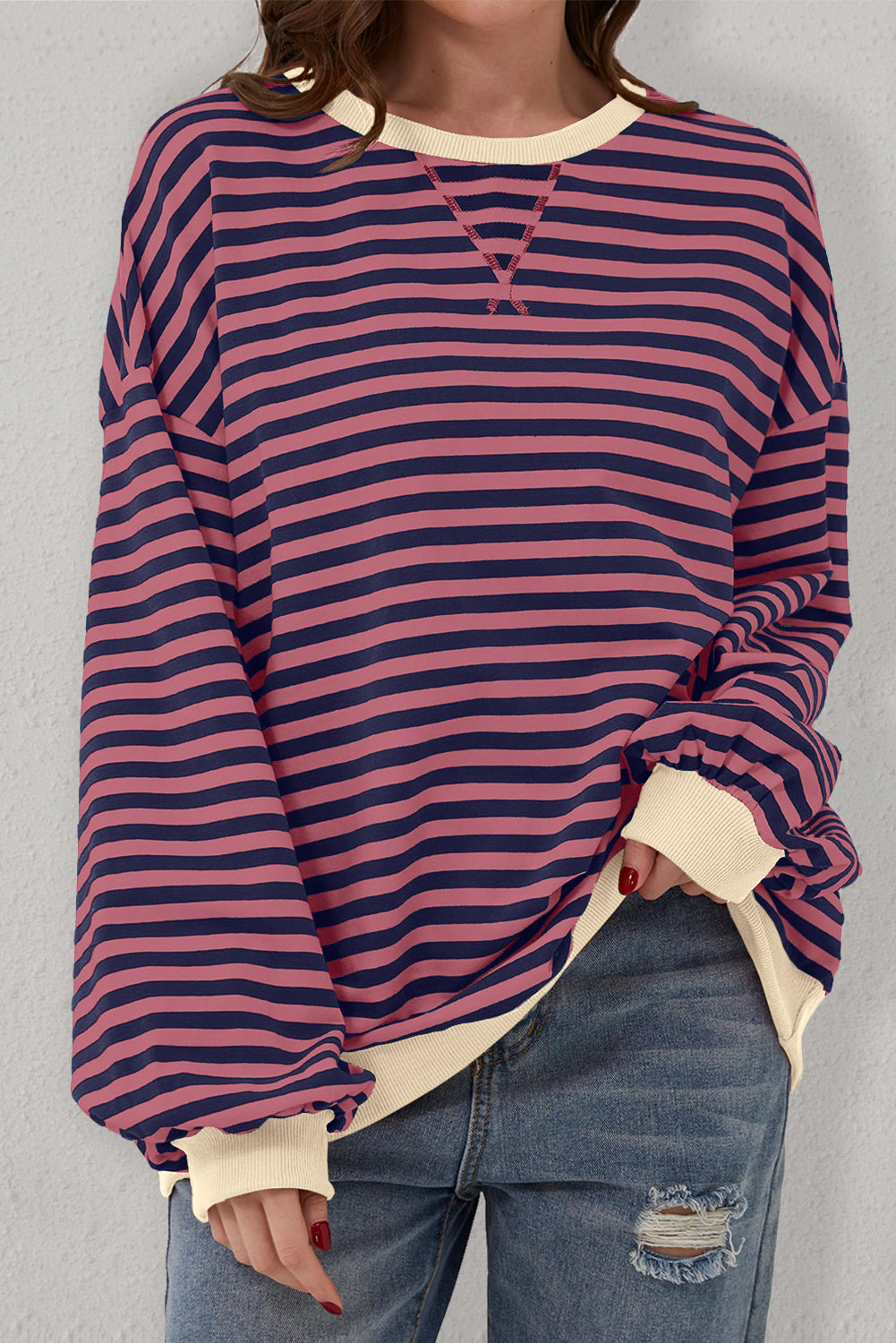 Felpa pullover oversize con finiture a contrasto a righe blu