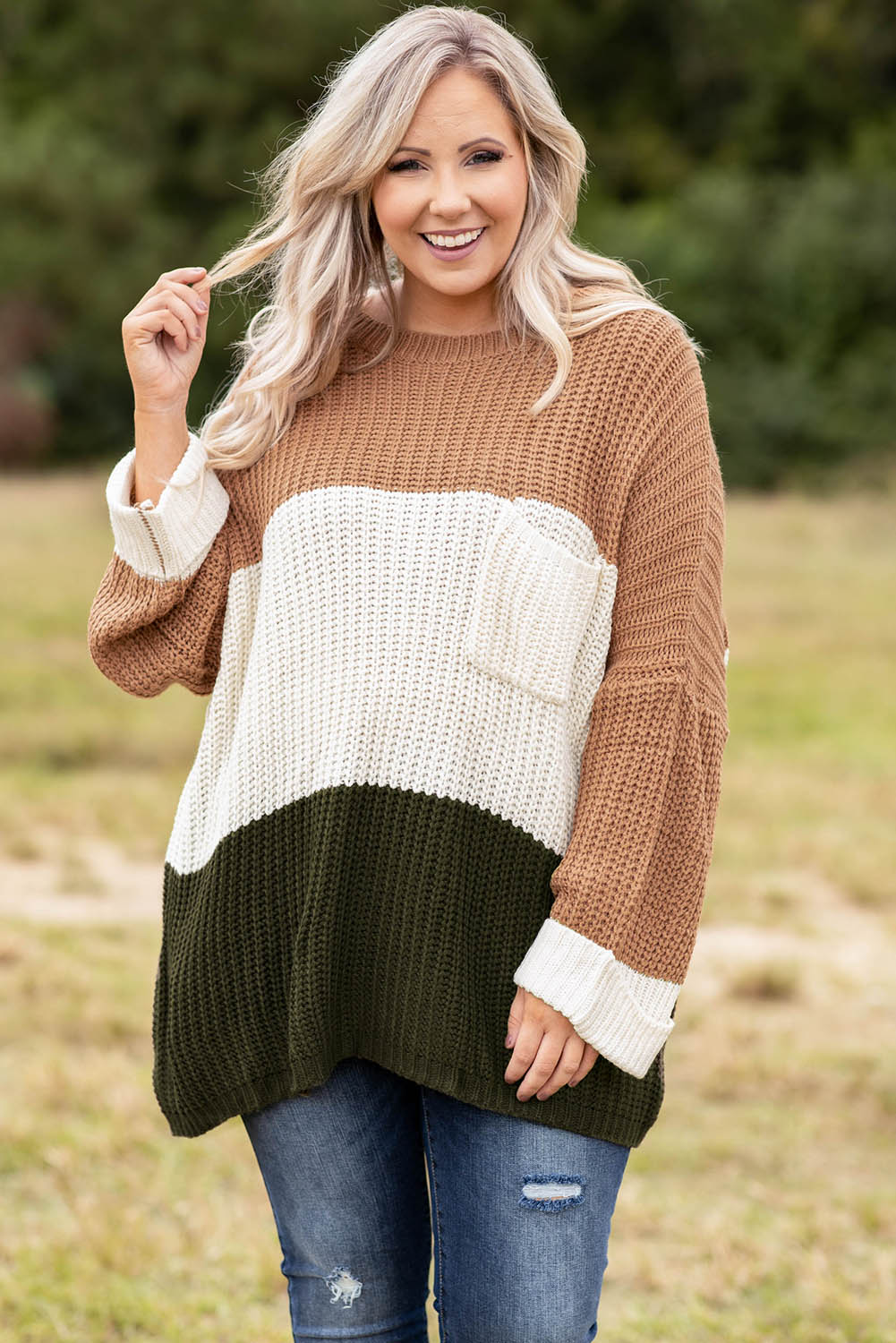 Velik pleten pulover velike velikosti kaki barvnih blokov