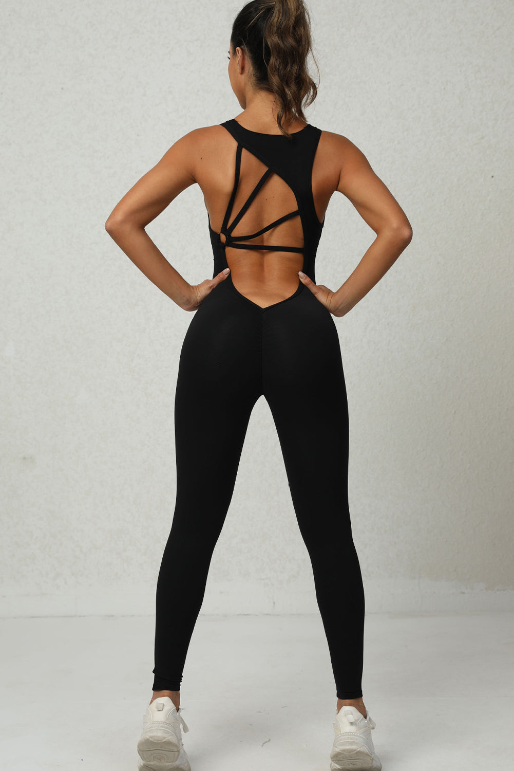 Black Sleeveless Front Cut out V Neck Yoga Jumpsuit