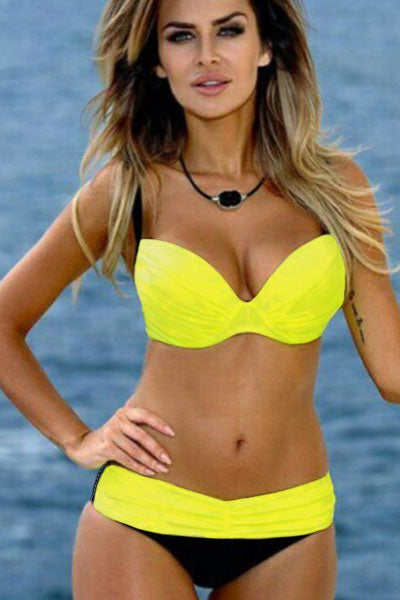 Seksi rumeni podloženi komplet bikini na potiske