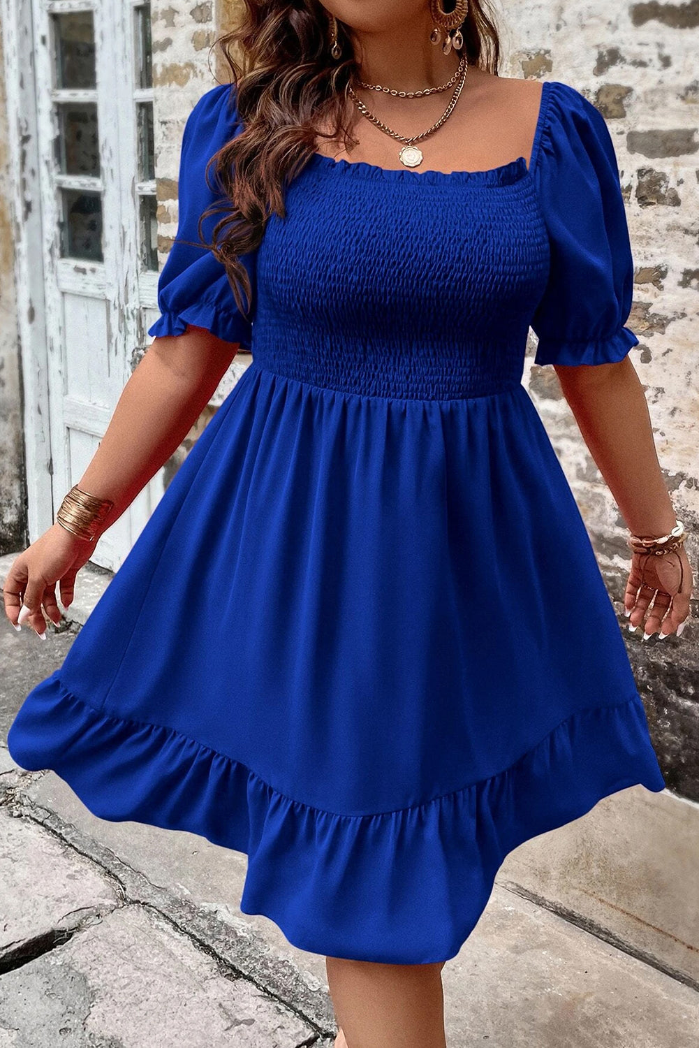 Mini-robe froncée à volants et col carré grande taille bleu foncé