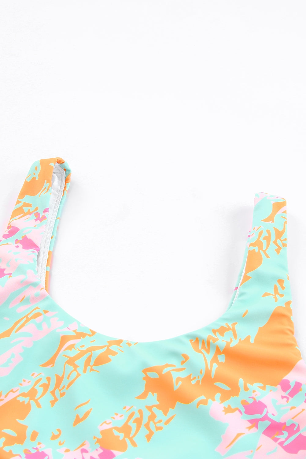 Himmelblauer Bikini-Badeanzug mit abstraktem Wellen-Print und hoher Taille