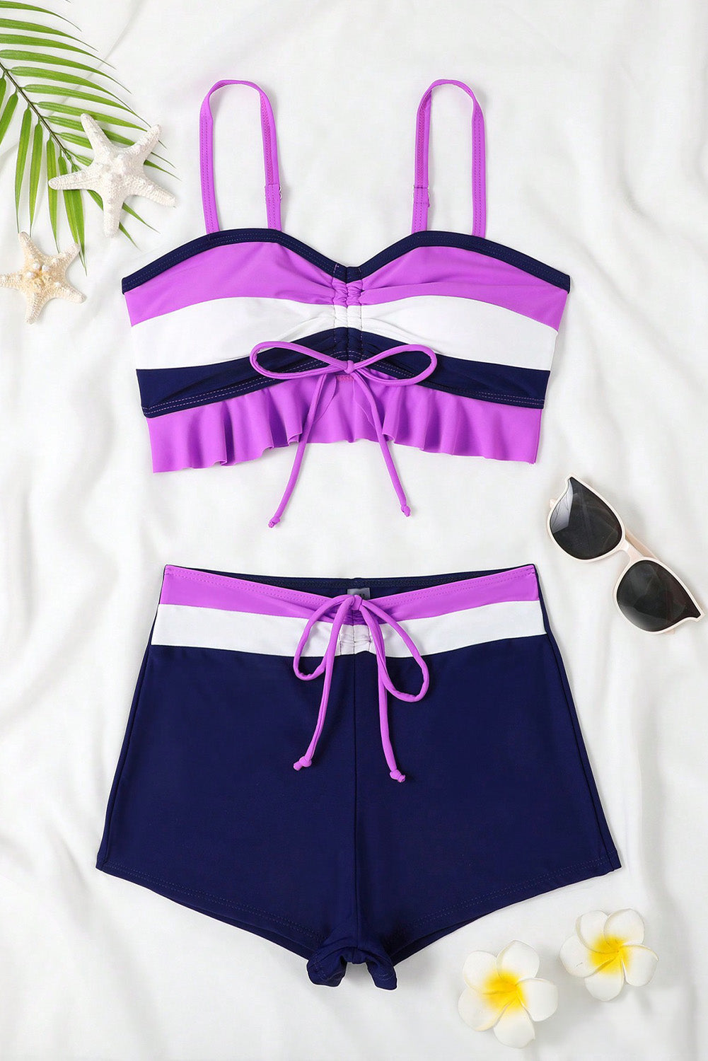 Bikini con pantaloncini con laccetti e coulisse increspati color block viola scuro