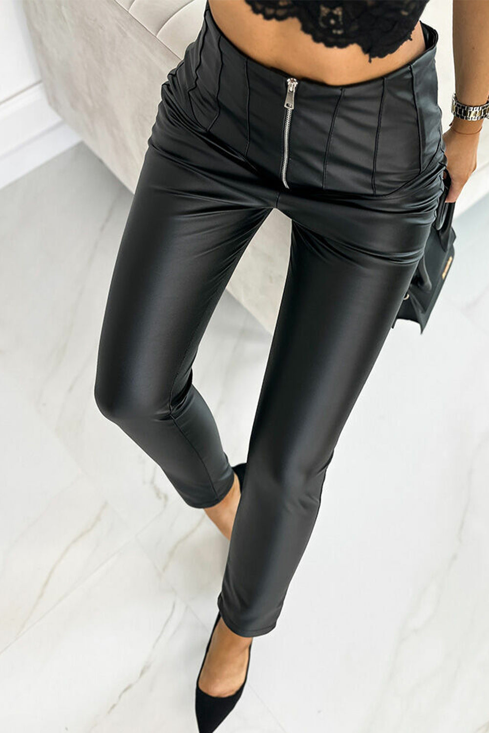 Pantalon skinny taille haute zippé en cuir PU noir