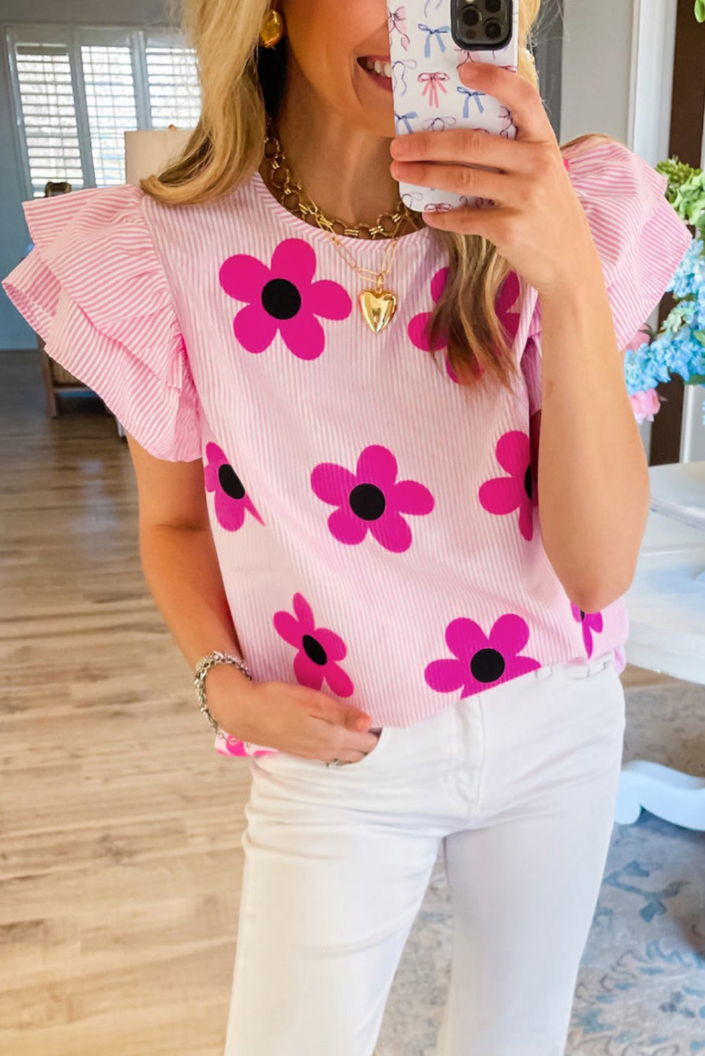 Rosa Nadelstreifen-Bluse mit Blumendruck, Rüschen und Flatterärmeln