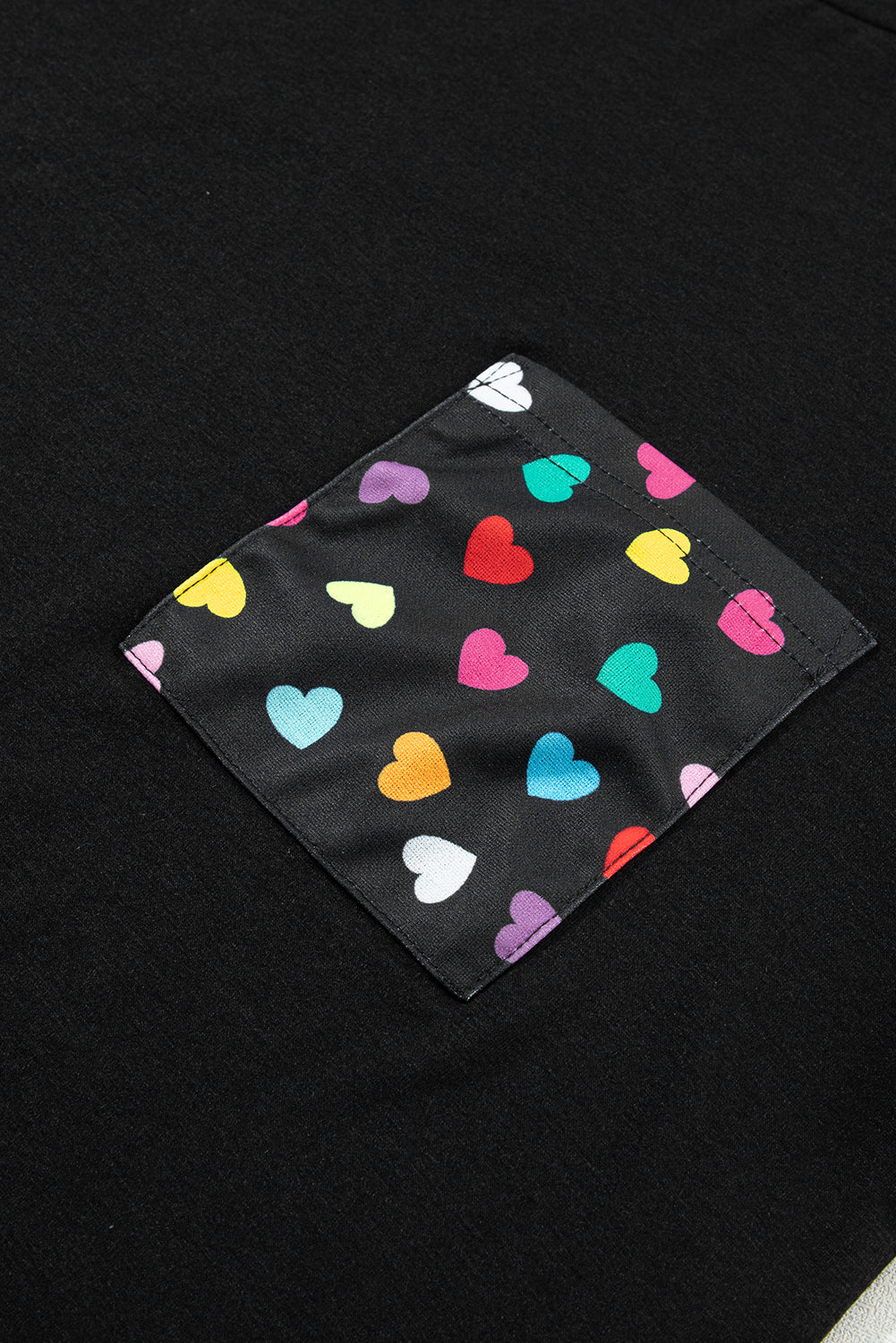 Črna majica z rokavi z rokavi Love Hearts za valentinovo