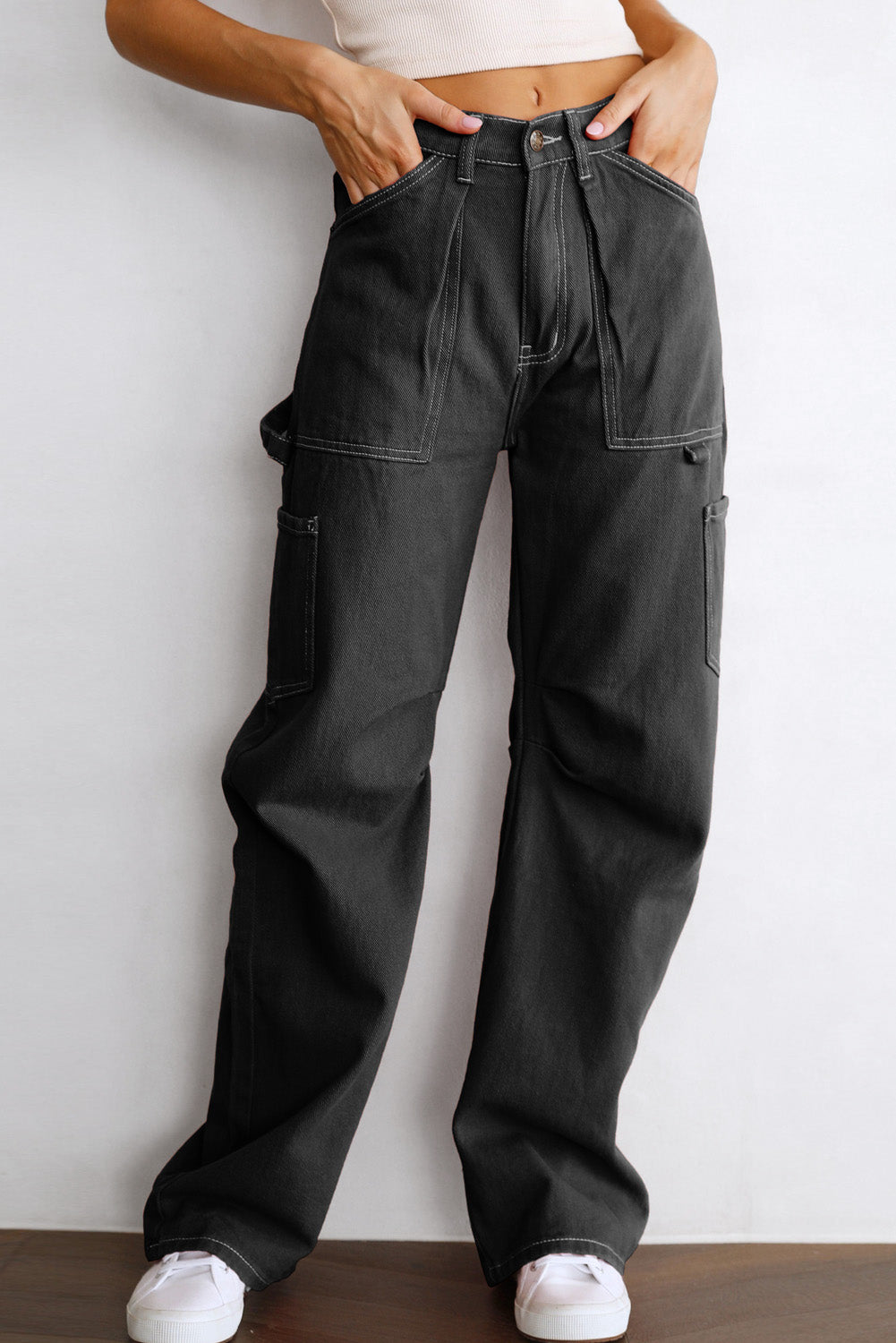 Pantalon cargo noir taille haute à jambe droite avec poches