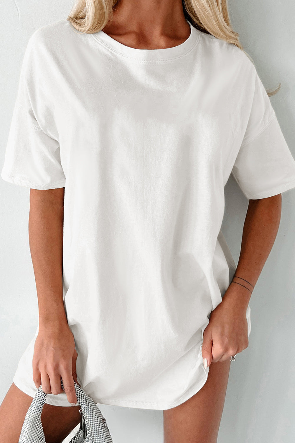 Weißes, einfarbiges Basic-Tunika-T-Shirt mit Rundhalsausschnitt