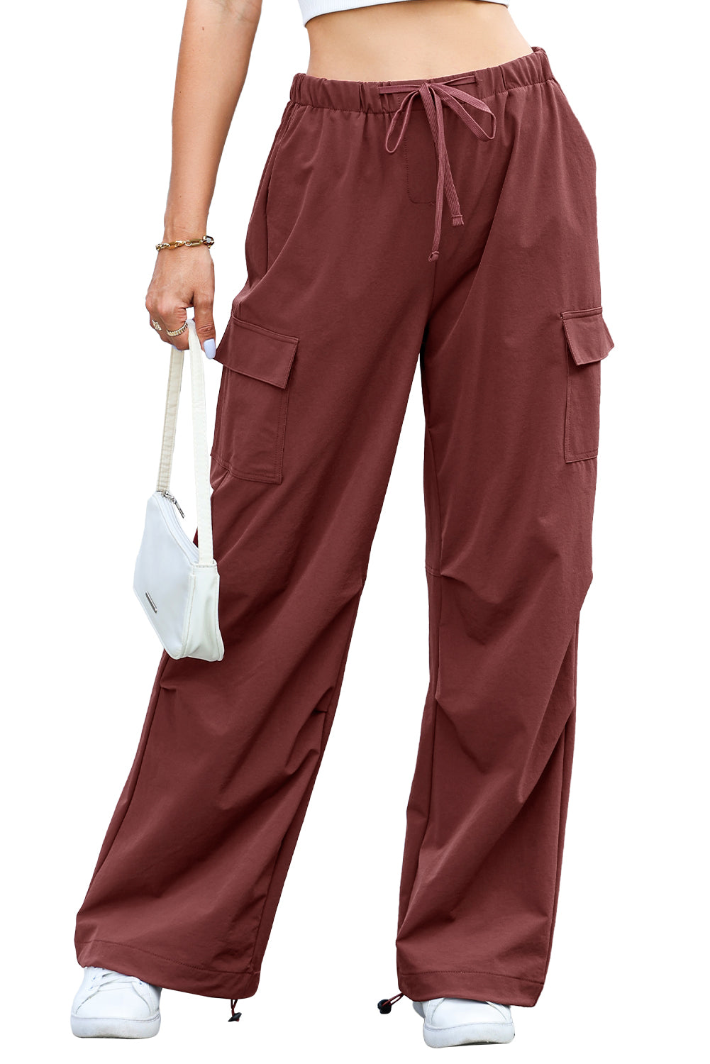 Pantalon cargo à jambe large avec cordon de serrage de couleur unie rouge minéral