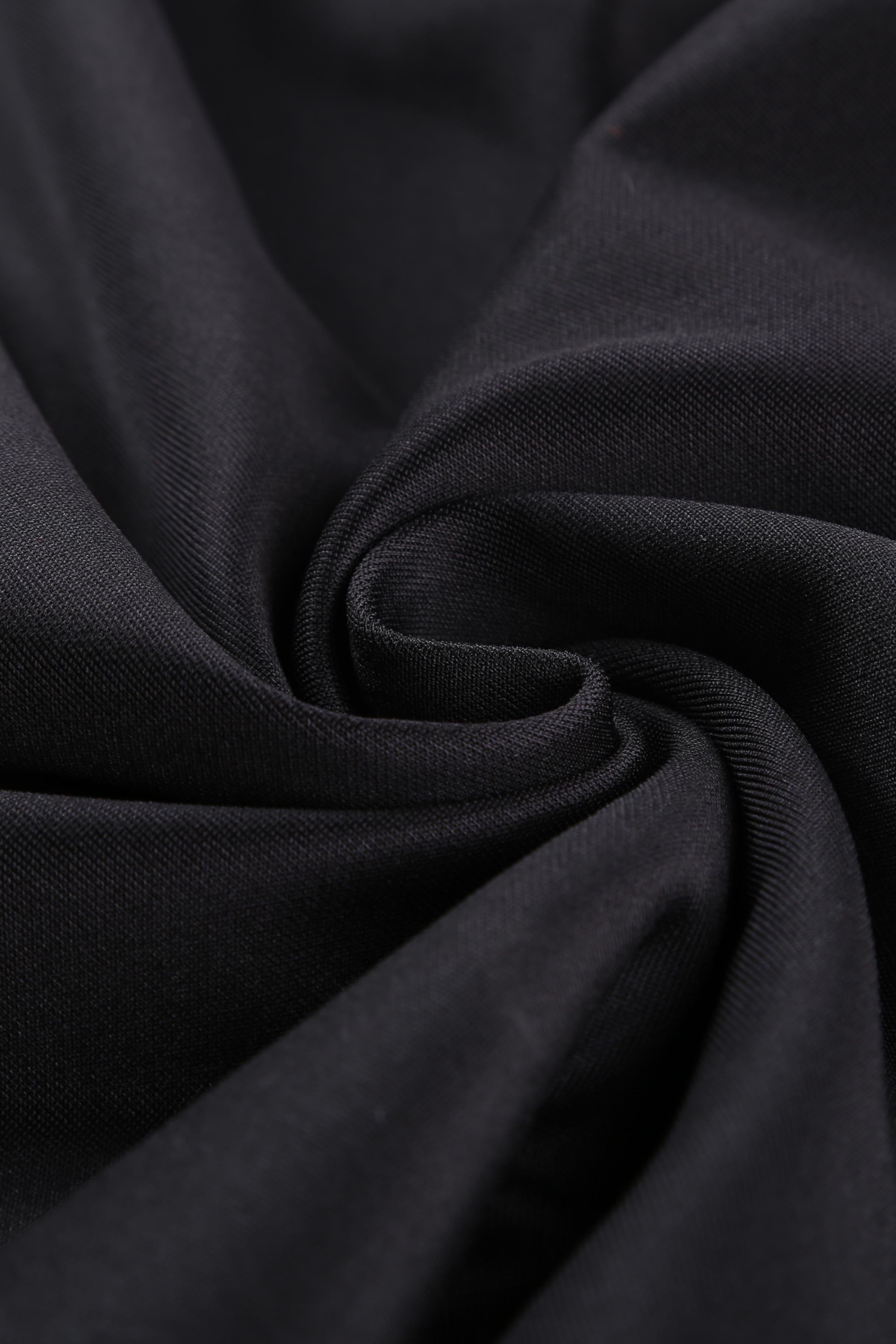 Črna midi obleka z odprtimi rameni