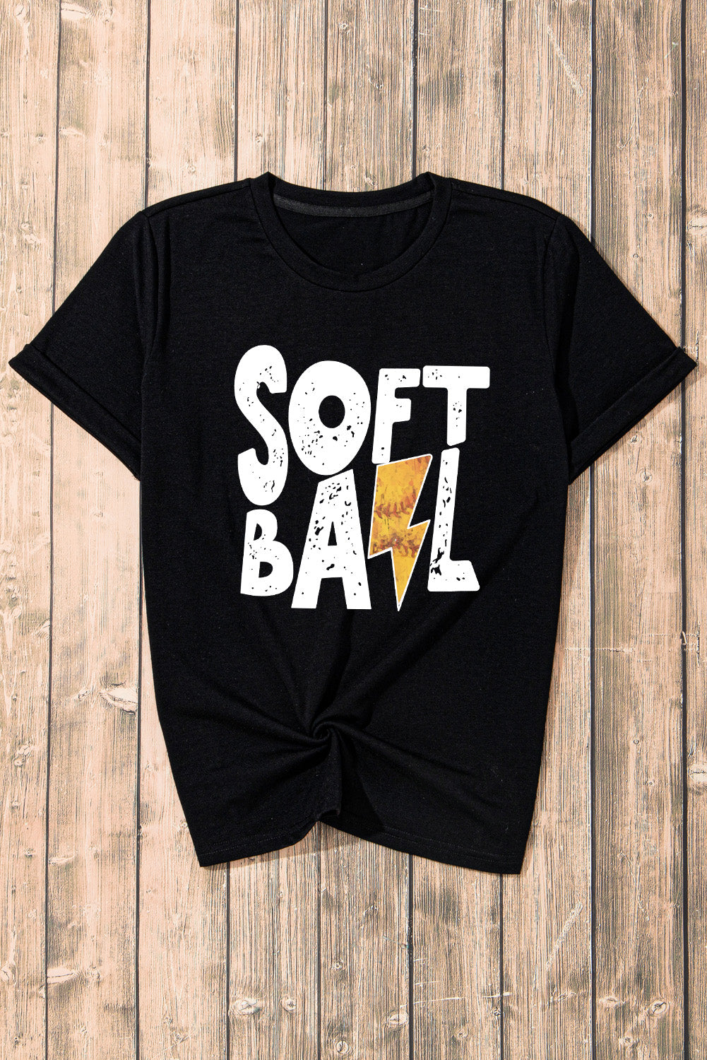 T-shirt nera con grafica SOFT BALL Chic Letter