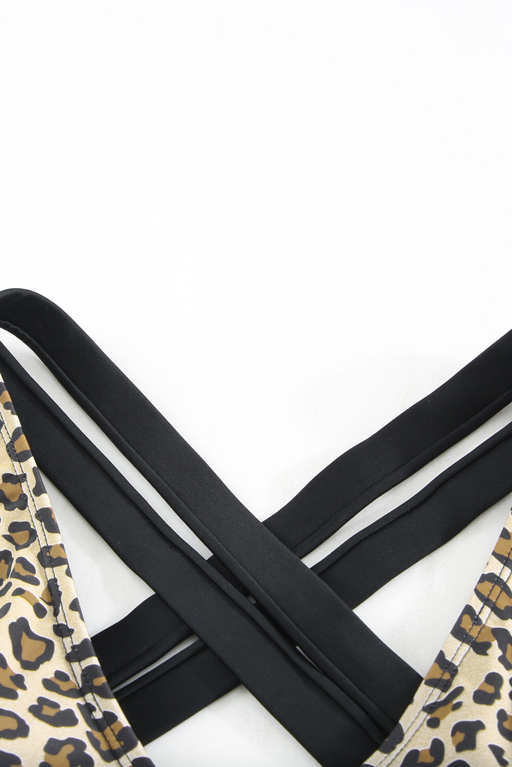 Set bikini incrociato sul retro con stampa leopardata